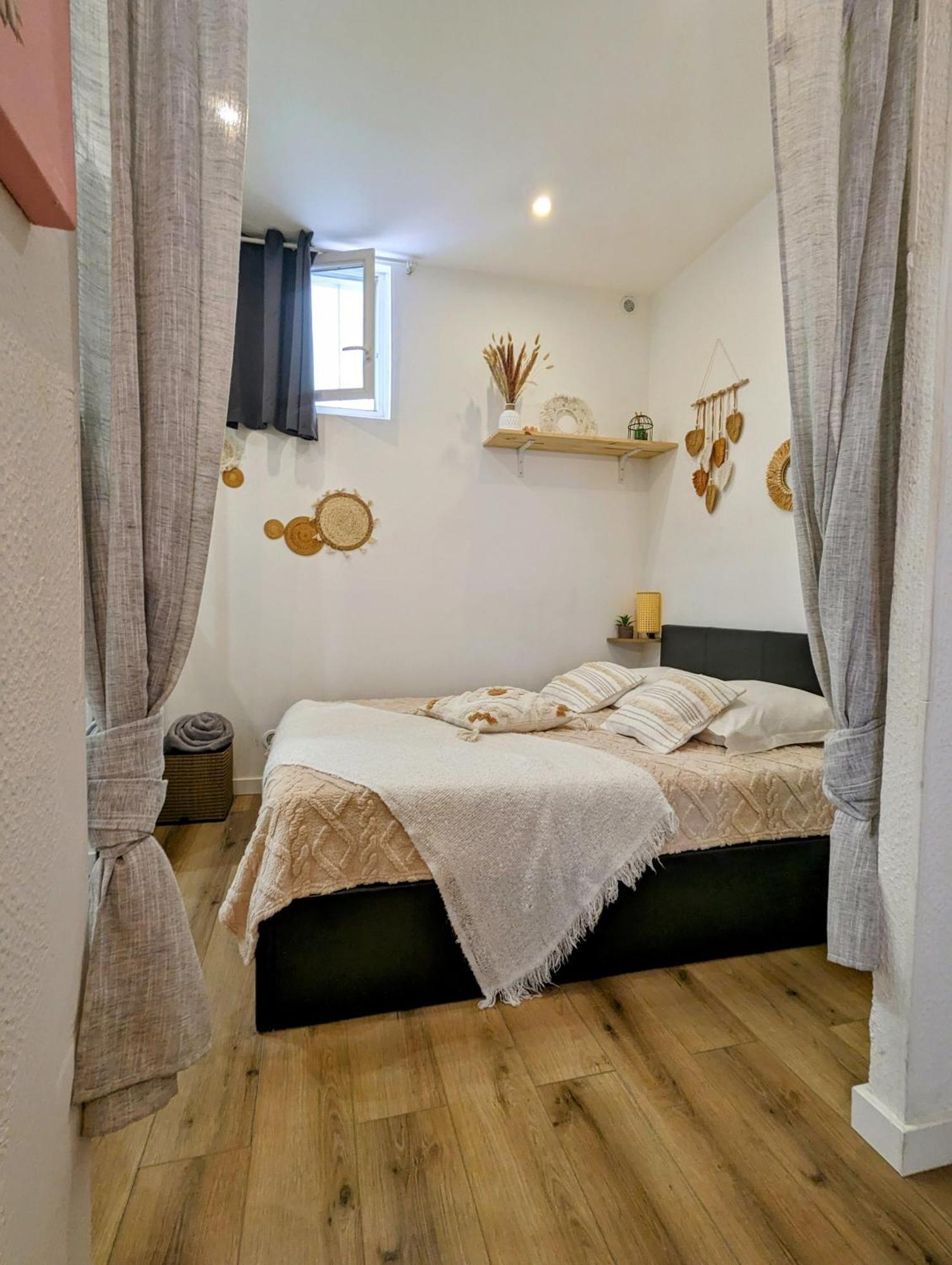 Appartement Cosy Proche Du Port Niza Exterior foto