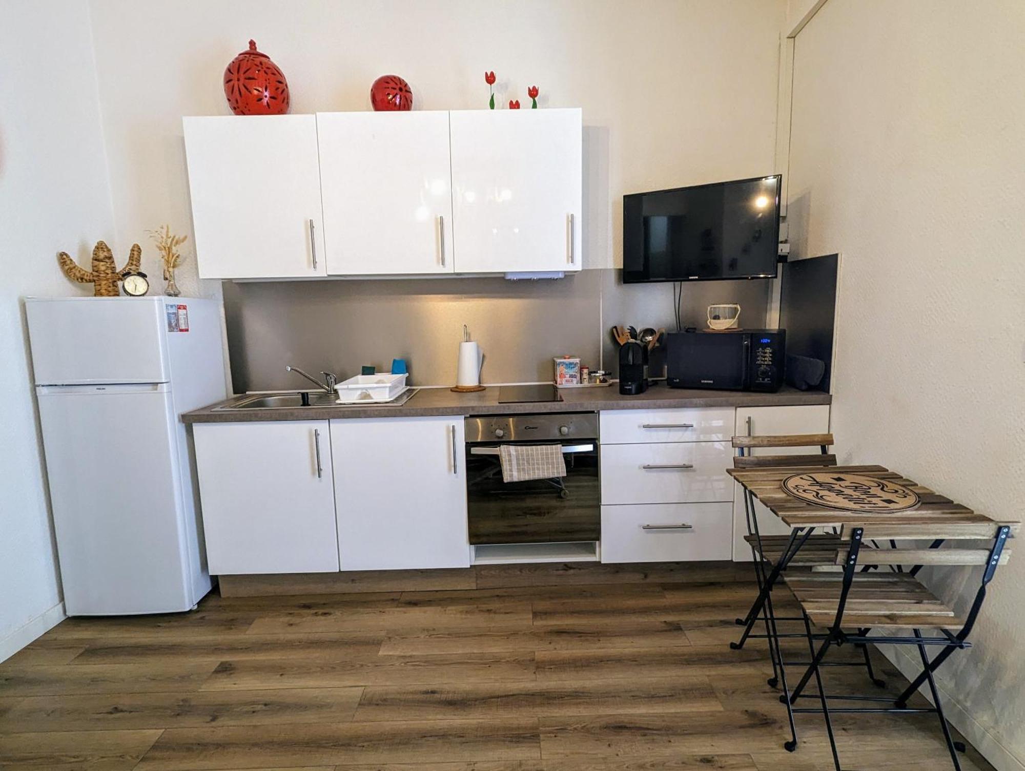 Appartement Cosy Proche Du Port Niza Exterior foto